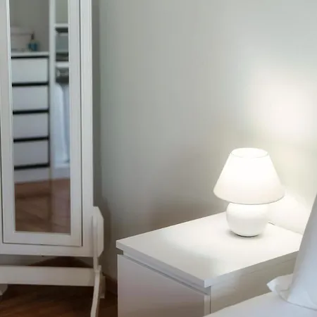 Lucino By Quokka 360 - With Large Terrace Apartment *